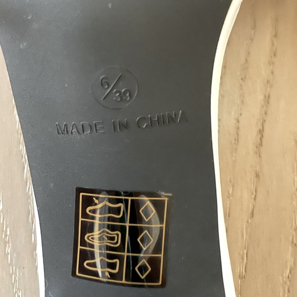 Nastygal White Ruched Heeled Sandals - Picture 10 of 11